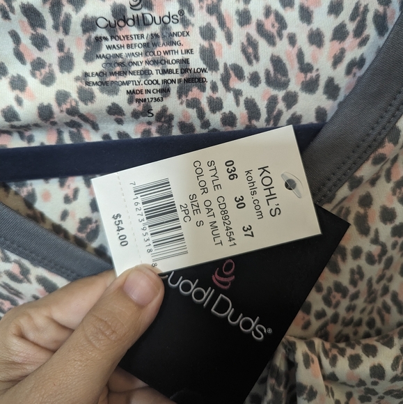 New with tags PJ top leopard long sleeves super soft size S - Picture 3 of 5